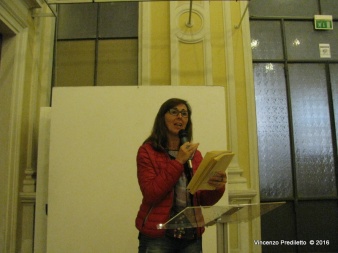 Francesca Cirilli legge una poesia del padre Livio Cirilli